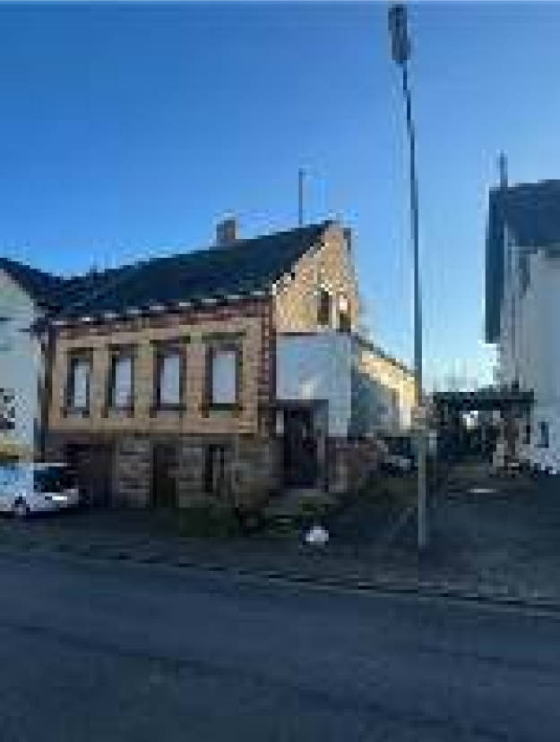 Einfamilienhaus in Karlsbrunner Str.  106, 66352 Großrosseln - Bild 2