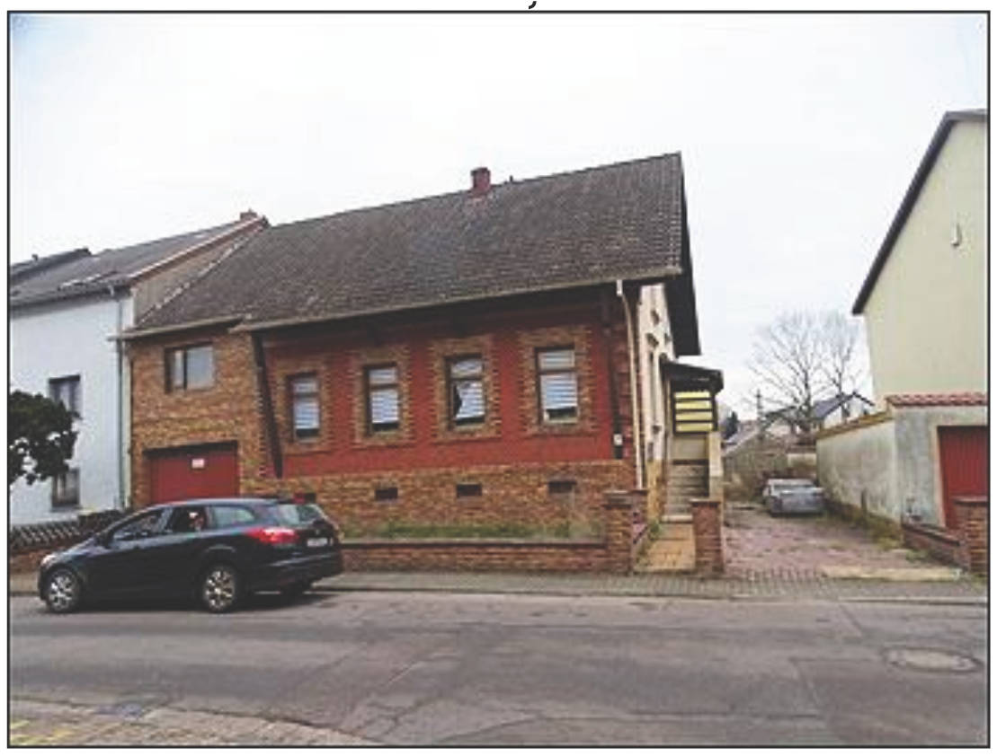 Grundstück bebaut mit Einfamilienhaus und 2 Garagen in Niedstraße 17, 66809 Nalbach - Bild 5