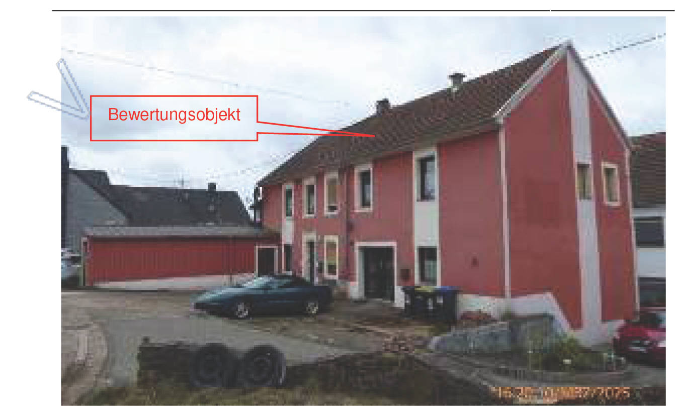 Zweifamilienhaus in Zum Kammergarten 1, 66687 Wadern