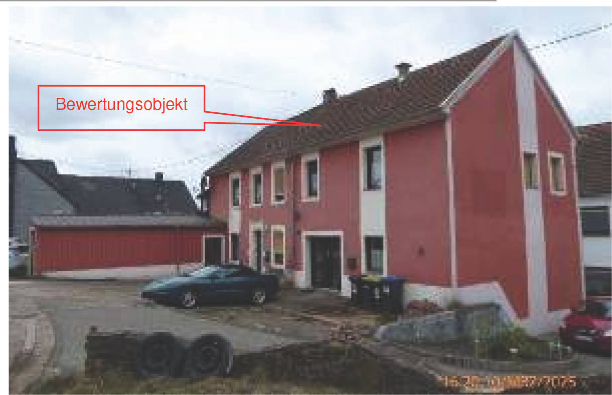 Zweifamilienhaus in Zum Kammergarten 1, 66687 Wadern - Bild 2