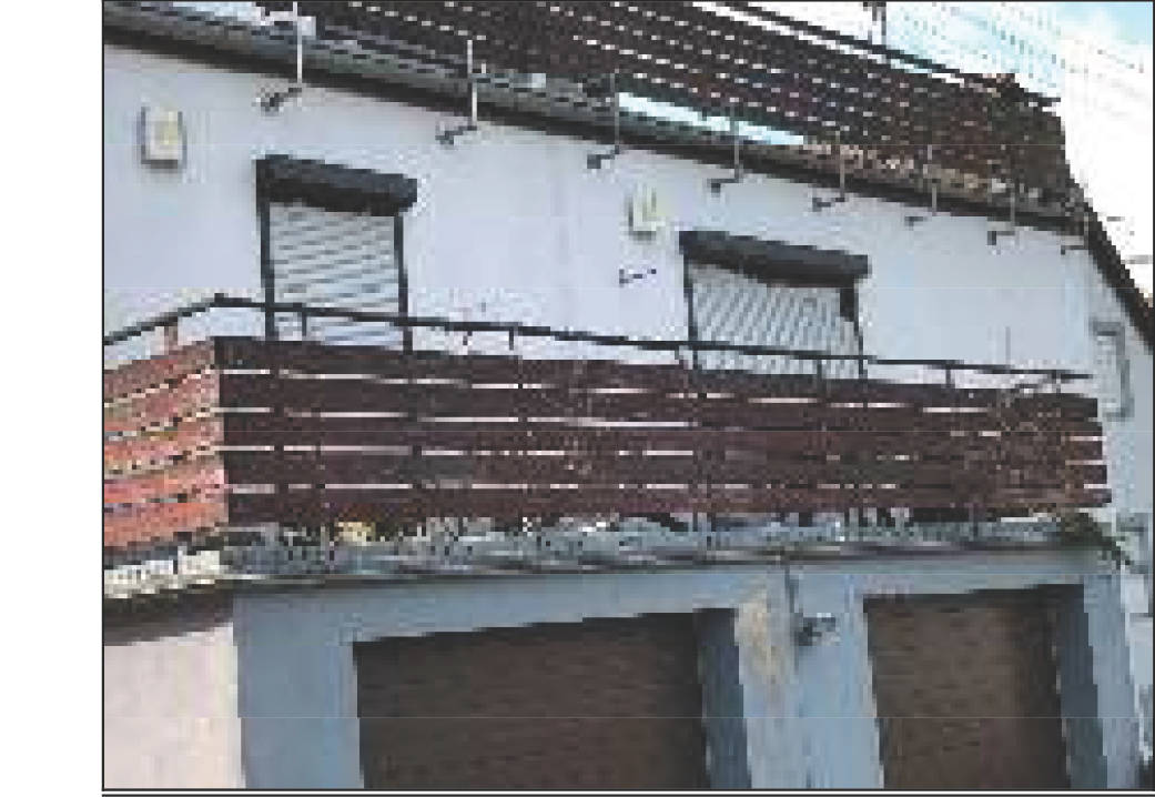 Wohnanlage mit zwei Wohneinheiten, Kellergeschoss, Erdgeschoss, Dachgeschoss, einseitig  angebaut. in Jungwaldstraße 25, 66287 Quierschied - Bild 2