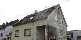 Einfamilienhaus in Auf der Heide 94, 66701 Beckingen - Bild 2