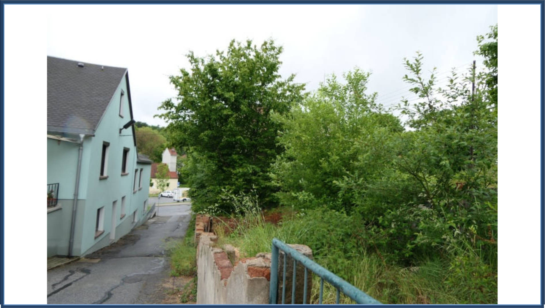 abbruchreifen Wohn- und Geschäftshaus in Pulsnitztalstraße  52, 01896 Pulsnitz, Oberlichtenau - Bild 2