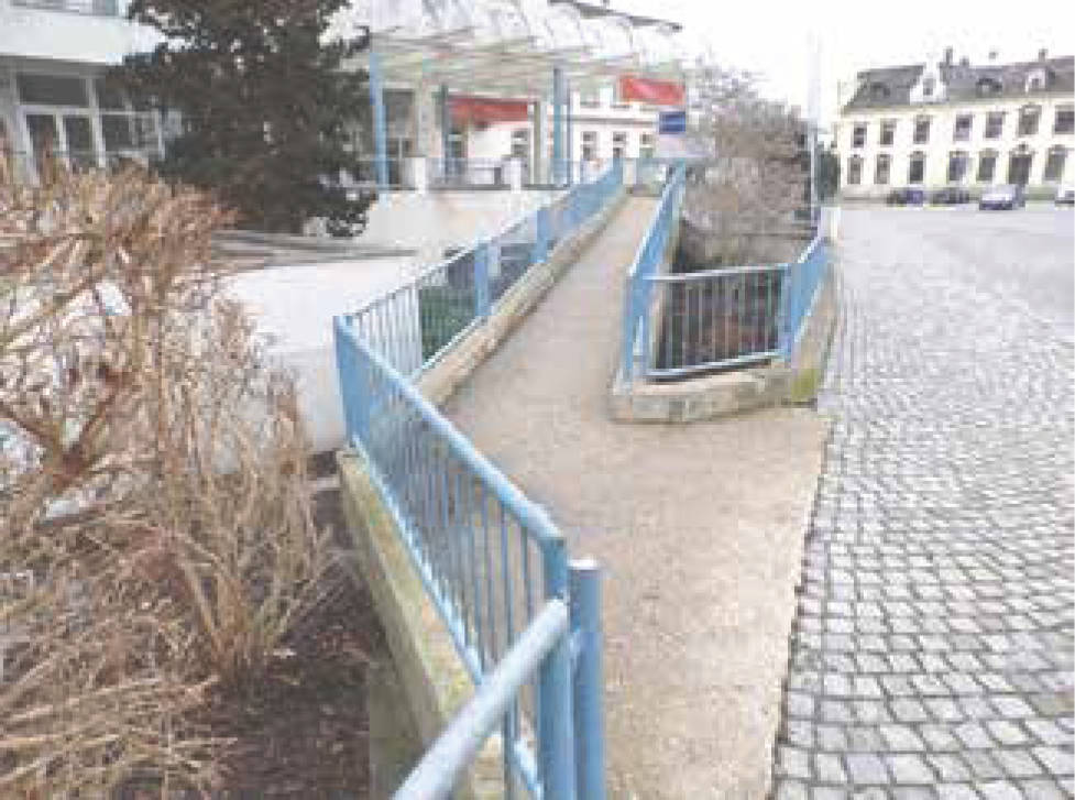 Wohn-/Geschäftshaus in Bahnhofstraße  8, 08451 Crimmitschau - Bild 2