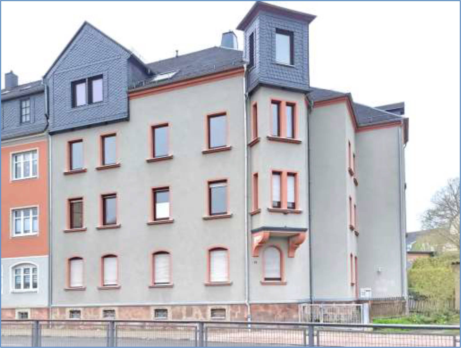 Mehrfamilienhaus in Hartensteiner Straße 14, 09350 Lichtenstein - Bild 2