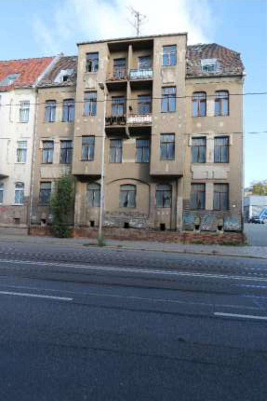Mehrfamilienhaus in Marienthaler Straße  12, 08060 Zwickau