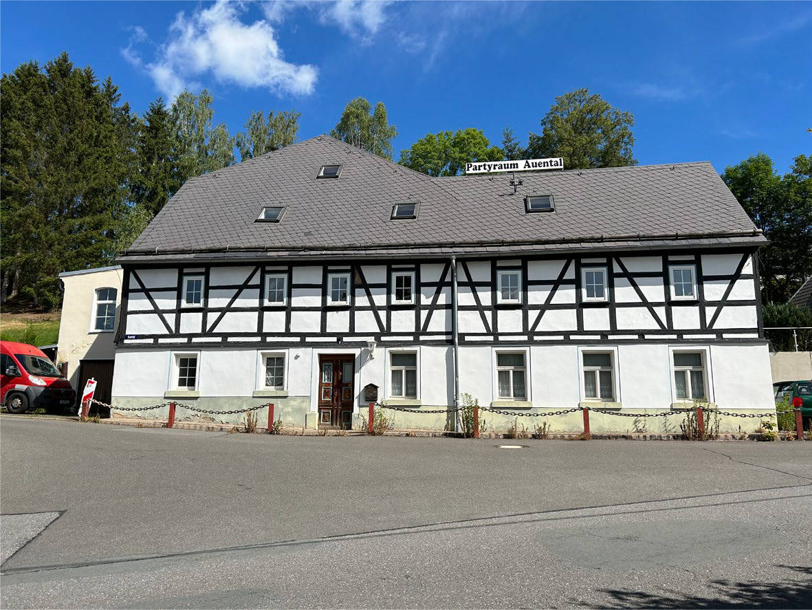Wohn-/Geschäftshaus in Bergstraße 9, 09235 Burkhardtsdorf