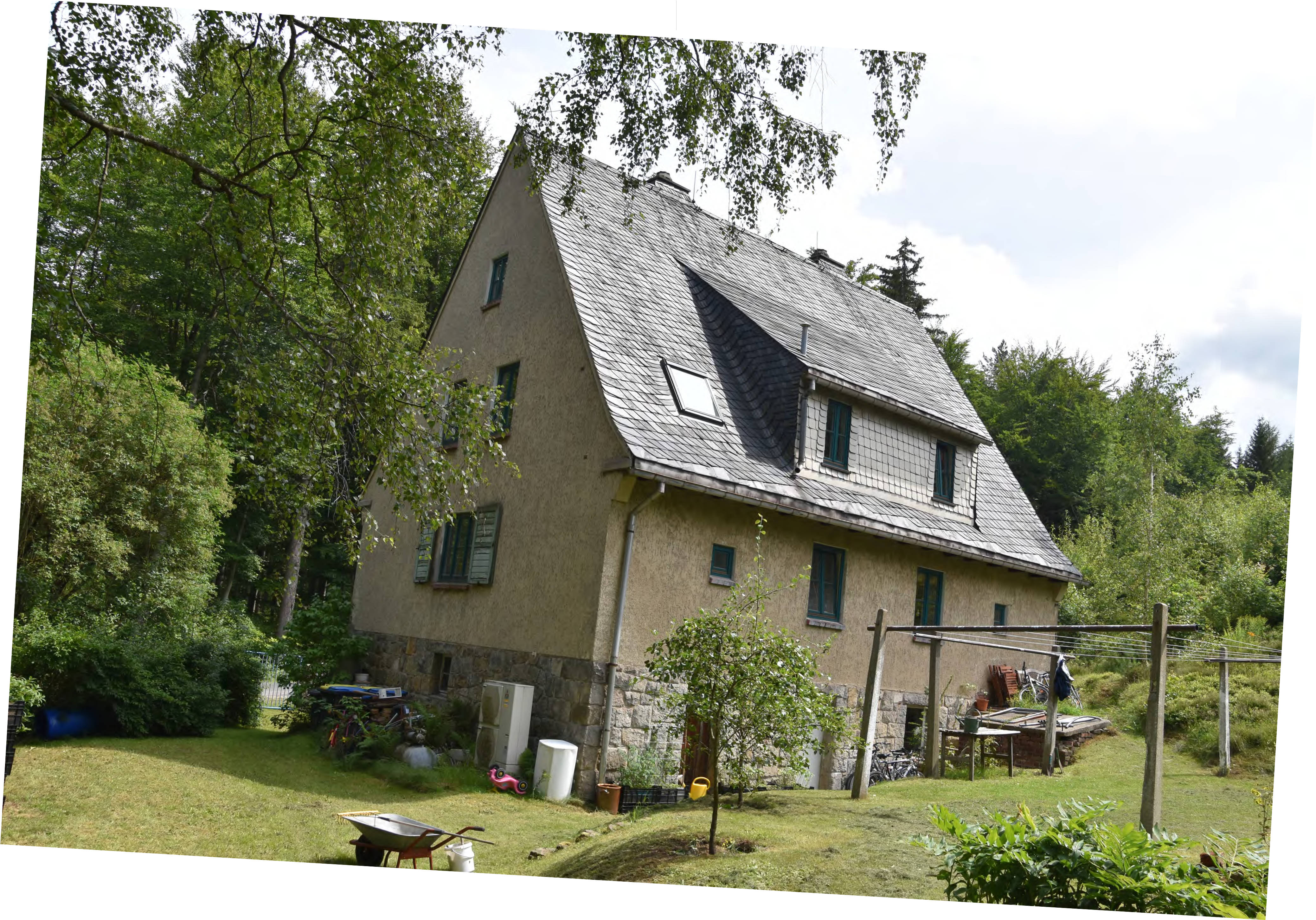 Einfamilienhaus, Zweifamilienhaus in Am Hochbehälter 1, 08315 Lauter-Bernsbach - Bild 2