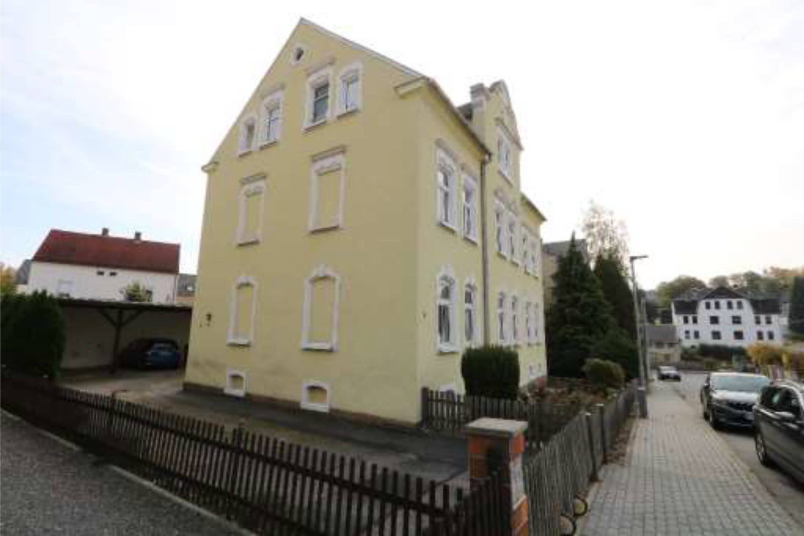 Mehrfamilienhaus in Richard-Meinig-Straße 4, 09249 Taura - Bild 5