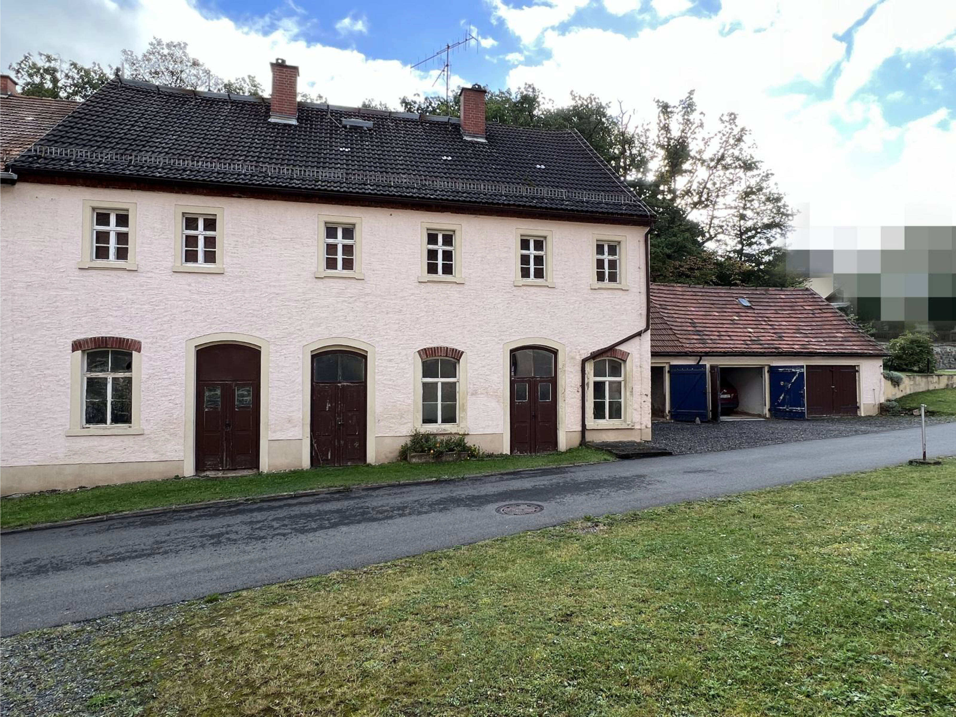 Einfamilienhaus, 3 Garagen in Am Rittergut  1, 09629 Reinsberg , Bieberstein - Bild 2