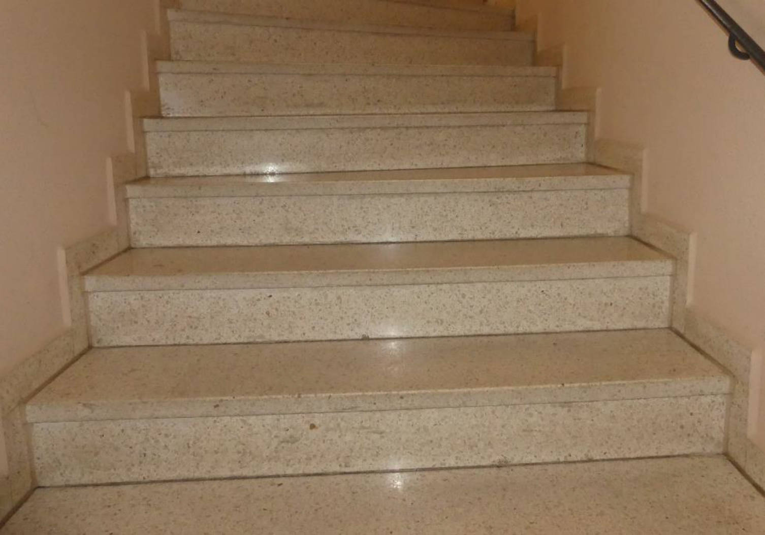 sachsen 0520 K 0165/2021 Hans-Sachs-Straße 16, 01129 Dresden 15