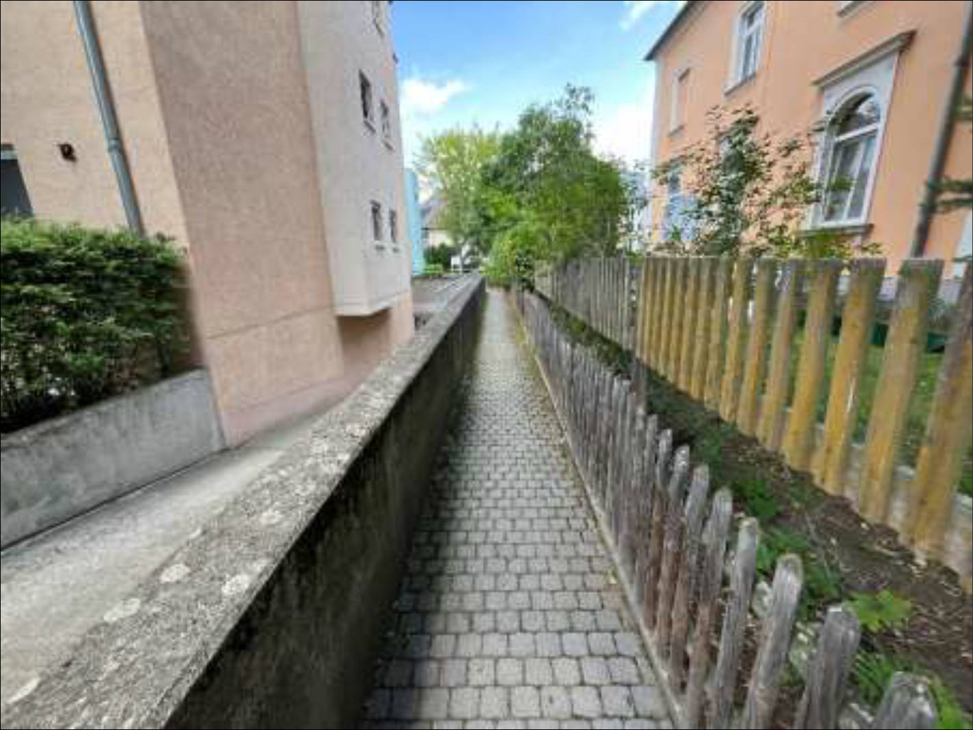 Huttenstraße 12, 01309 Dresden