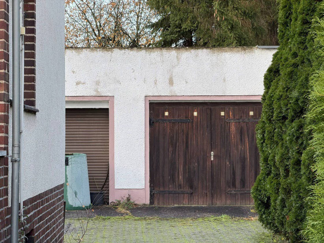 sachsen 467 K 144/24 Hauptstraße 95, 04564 Böhlen 20