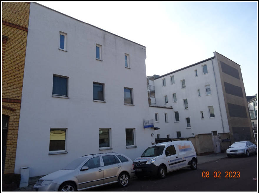Mehrfamilienhaus, Wohn-/Geschäftshaus, Sonstiges, Schuppen, Außen- und sonstige Anlagen in Albrechtstraße 7, 06366 Köthen (Anhalt) - Bild 2