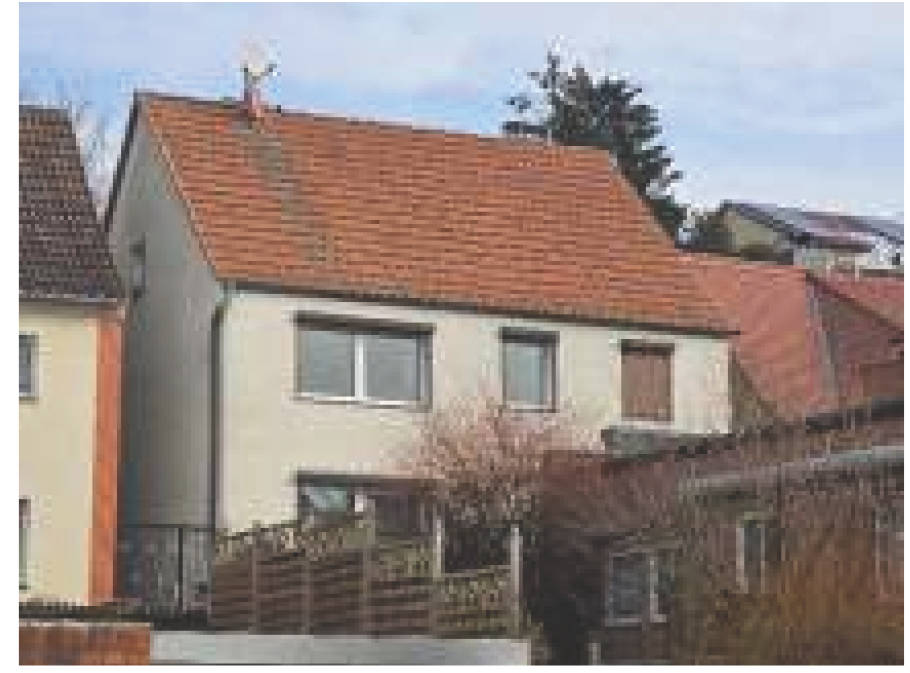 zweigeschossiges Einfamilienhaus und 2 Nebengebäude in Havelstraße 27, 39539 Havelberg