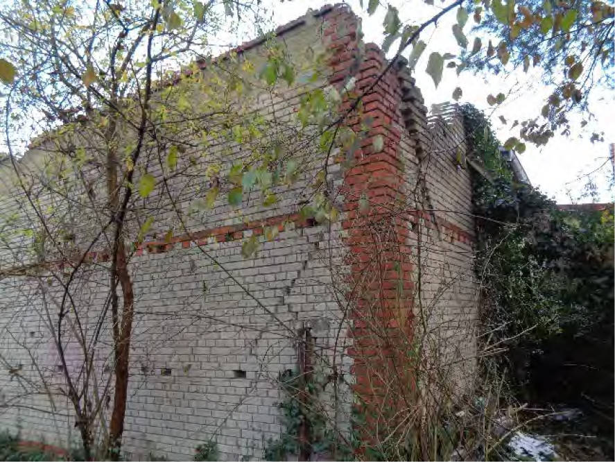 Einfamilienhaus, und mehrere Nebengebäude in Gartenstraße 25, 39576 Stendal, OT Möringen - Bild 3