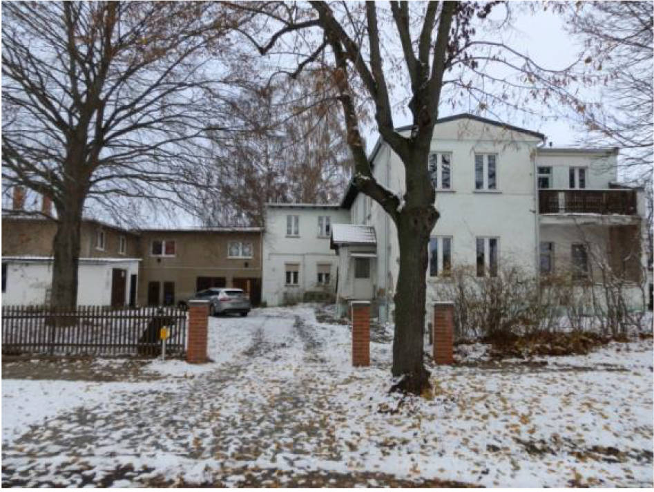 Mehrfamilienhaus, mehrere ehemalige Wirtschaftsgebäude in Ernst-Thälmann-Platz 4, 39164 Bottmarsdorf - Bild 3