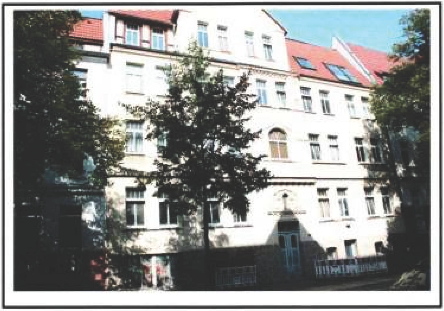 Mehrfamilienhaus in Lauchstädter Straße 15 b, 06110 Halle (Saale)