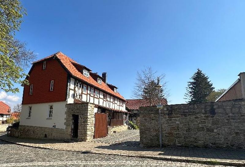 Mehrfamilienhaus in Hoheweg 6, 38838 Huy OT Dingelstedt - Bild 2