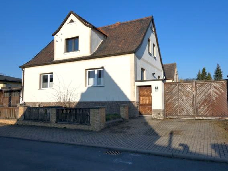 Einfamilienhaus in Schackstedter Straße 5, 06449 Aschersleben OT Mehringen