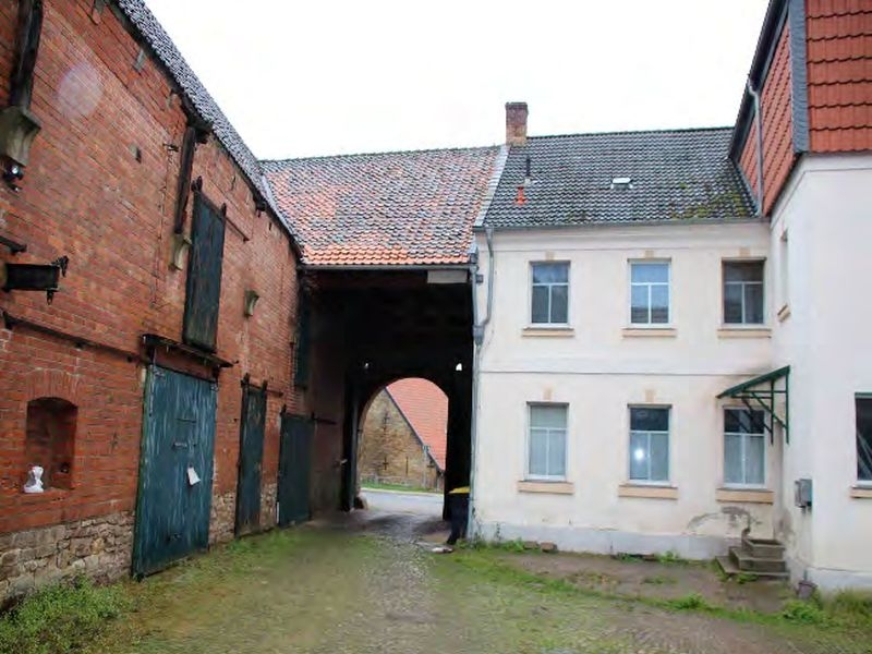 sachsen-anhalt 15 K 11/25 Friedensstraße 20, 39393 Ausleben OT Warsleben 4