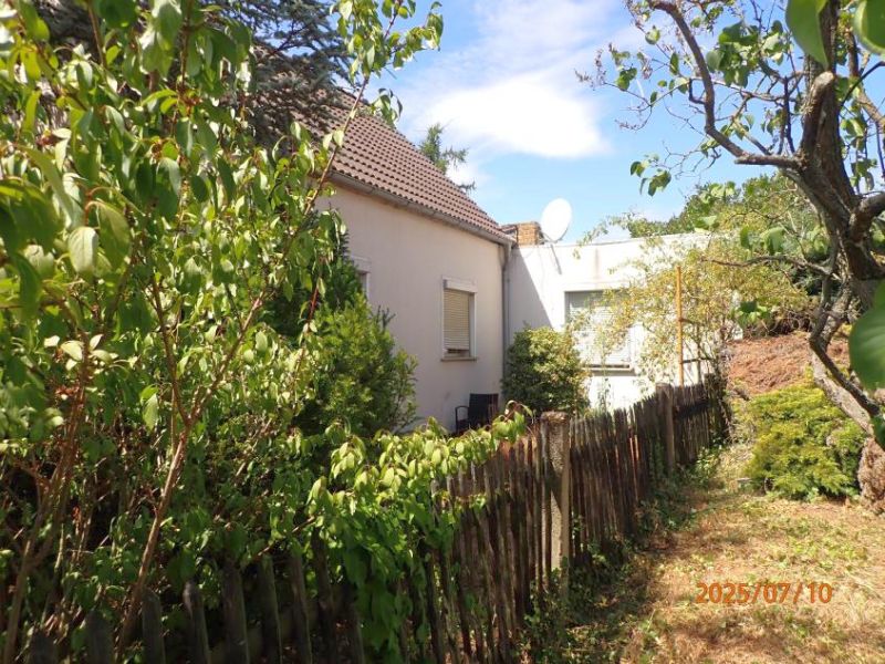 Einfamilienhaus in Wöhlertraße 1, 06231 Bad Dürrenberg - Bild 2