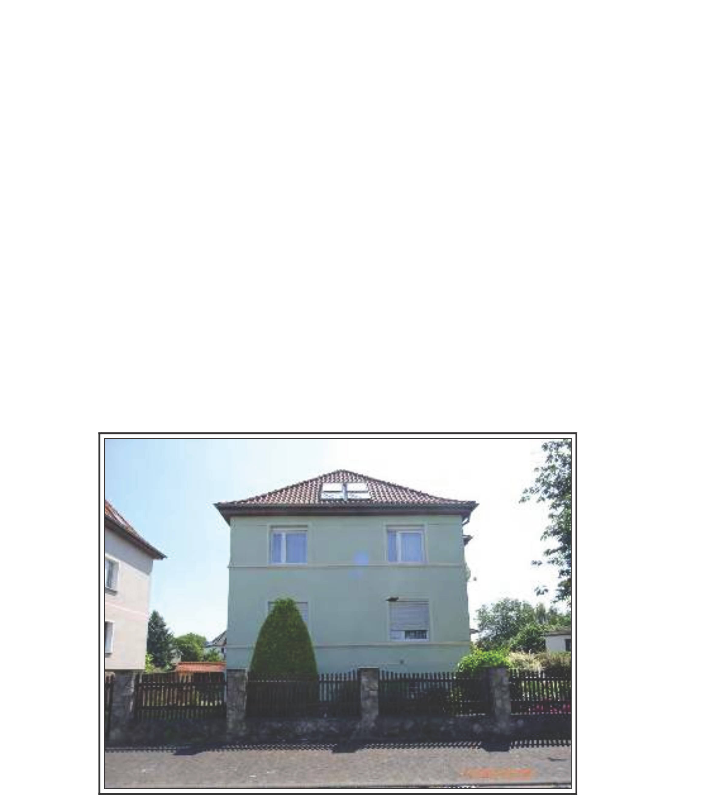 Zweifamilienhaus, Garage in Goetheweg 16, 06406 Bernburg (Saale)