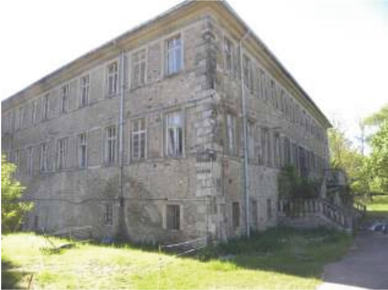 Mehrfamilienhaus, Sonstiges in Alter Gutshof 6, 06420 Könnern-Trebnitz