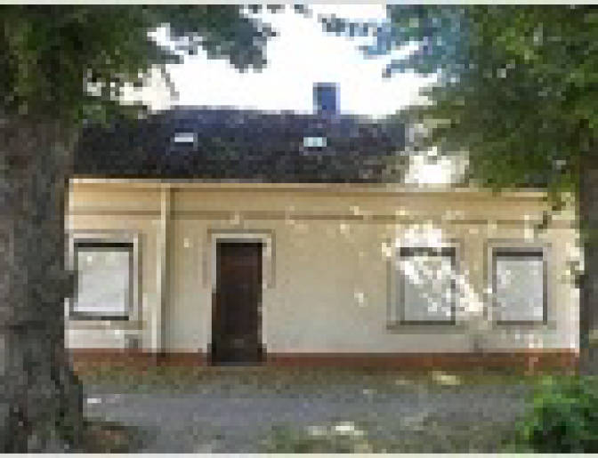 Einfamilienhaus in Schloßstraße 72, 39240 Calbe (Saale)
