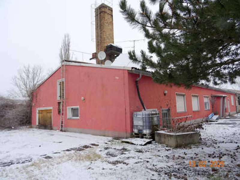 Wohnen/Gewerbe in Schwarzer Friedensstraße 28, 39240 Calbe (Saale) OT Schwarz