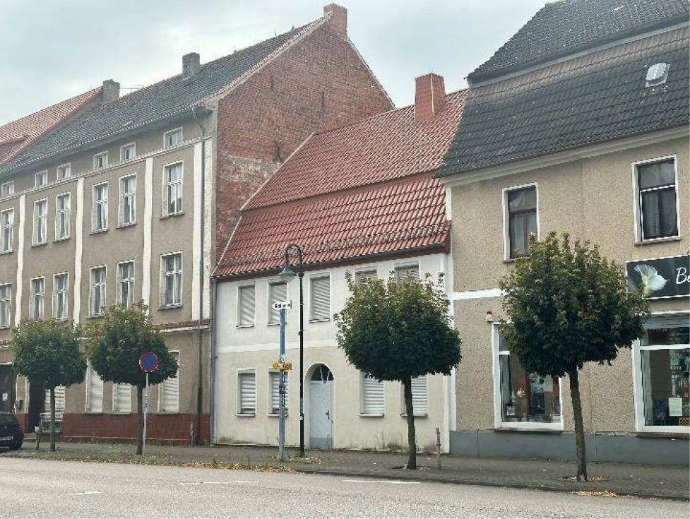 sachsen-anhalt 32 K 16/24 Martin-Schwantes-Straße 48, 39245 Gommern 6