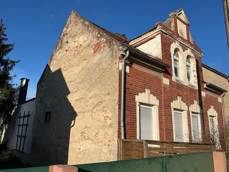 Einfamilienhaus, Zweifamilienhaus in Breiter Weg 108, 39317 Güsen - Bild 2