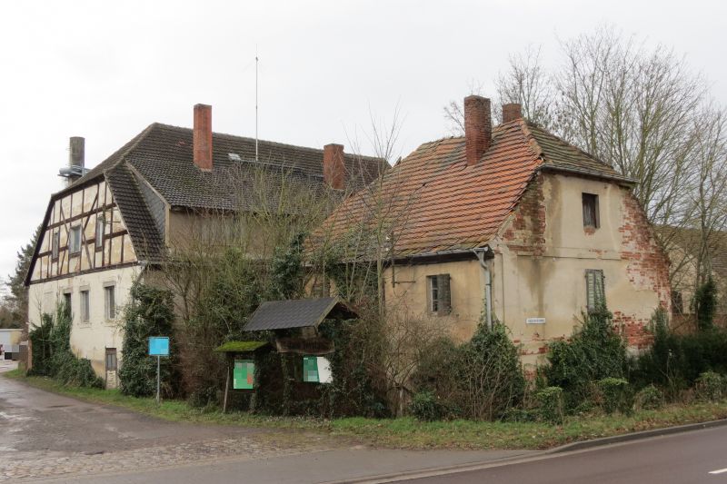 Mehrfamilienhaus in Straße der Opfer des Faschismus 52, 39307 Genthin - Bild 2