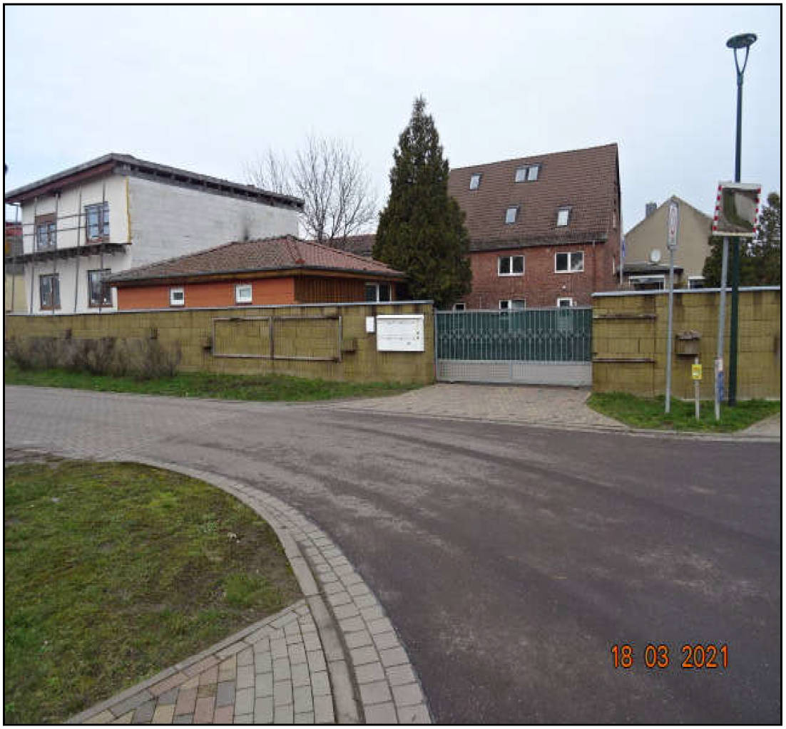 Mehrfamilienhaus in Schartauer Hauptstraße 8b, 39288 Burg OT Schartau - Bild 3