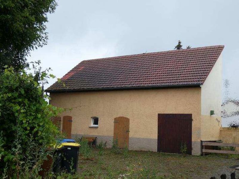 Mehrfamilienhaus in Alte Poststraße 1, 06729 Elsteraue OT Reuden