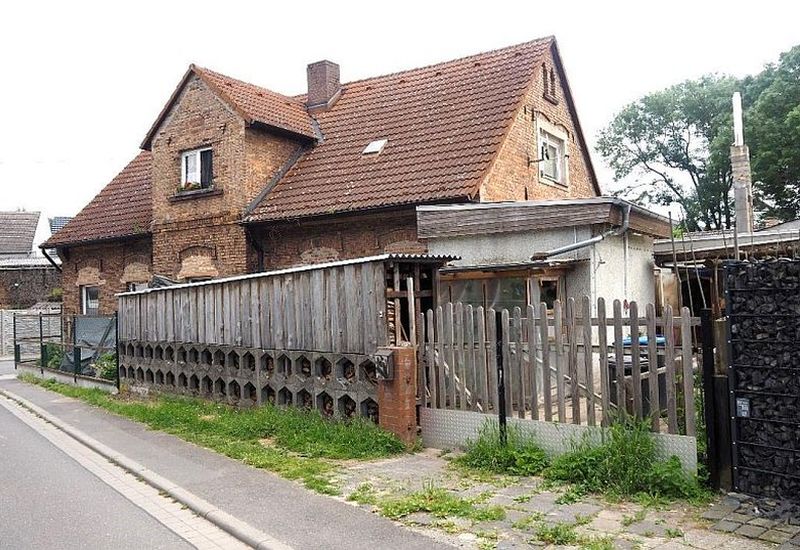 Mehrfamilienhaus in Neue Sorge 24, 06295 Bornstedt - Bild 2