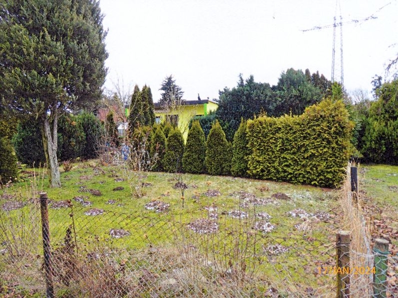 Wochenendhaus in Paul-Schiebel-Straße (ohne Nr.), 06809 Sandersdorf-Brehna OT Roitzsch