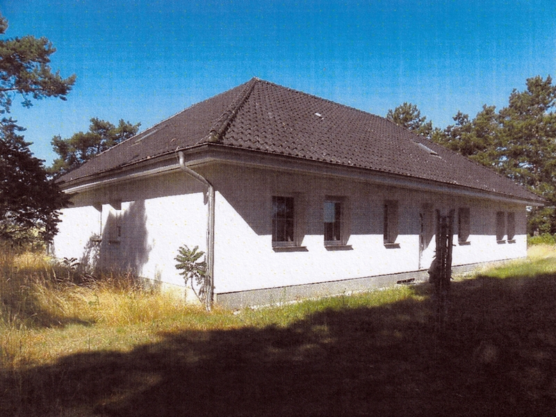 Wohnhaus/Landwirtschaftsflächen in Weinberg 1, 06779 Raguhn-Jeßnitz OT Marke