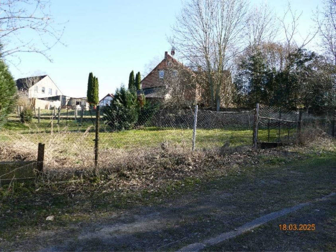 Einfamilienhaus in Bahnhofstraße 1, 39343 Beendorf - Bild 2