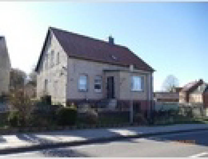 Einfamilienhaus in Bahnhofstraße 1, 39343 Beendorf - Bild 3