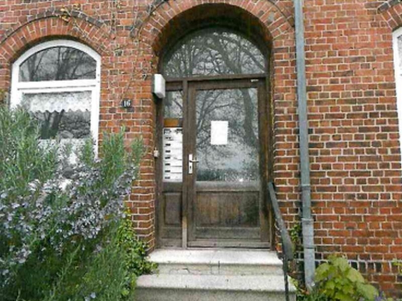 Mehrfamilienhaus in Kanalstraße 16, 24159 Kiel - Holtenau - Bild 2