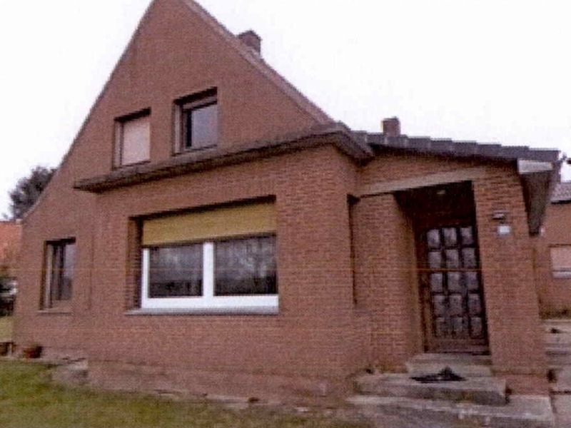 Einfamilienhaus in Hauptstraße 15, 25704 Bargenstedt - Bild 2