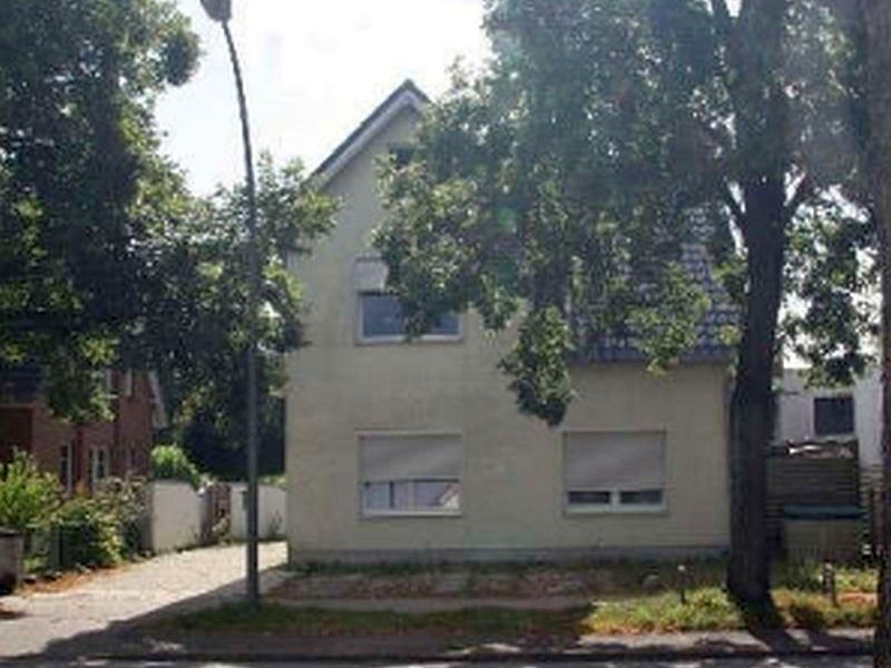 schleswig-holstein 70 K 12-23 Hamburger Straße 115, 22926 Ahrensburg