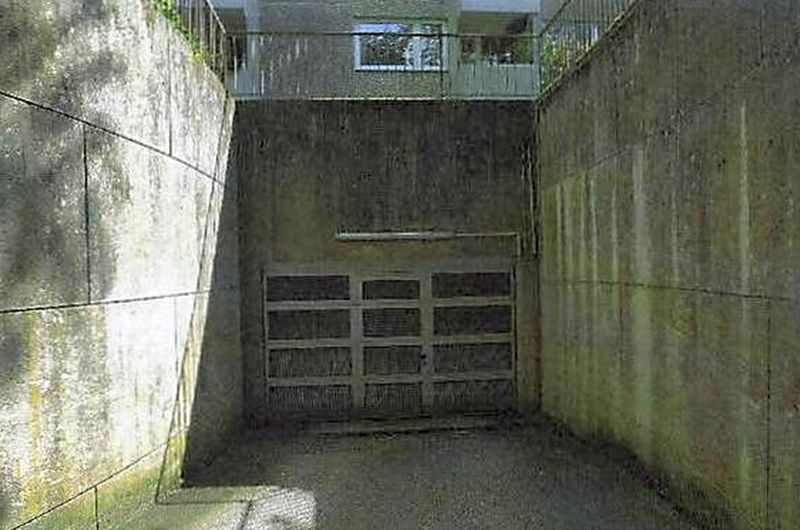 Kfz-Stellplatz in Elmshorner Straße 21, 25421 Pinneberg