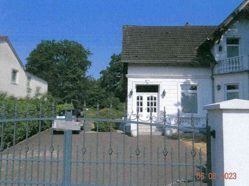 Einfamilienhaus in Quickborner Straße 19, 25494 Borstel-Hohenraden