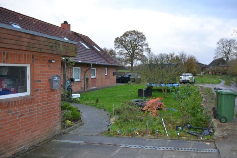 Mehrfamilienhaus in Lange Straße 46, 48, 24327 Blekendorf - Bild 2