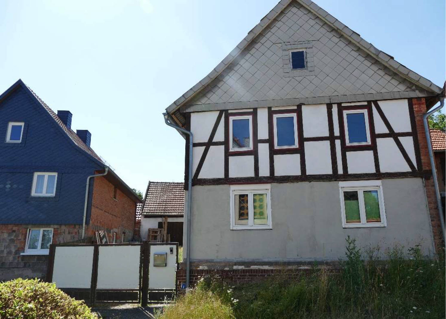 thueringen 0006K0022-2023 Pfingstrasenstraße 5, 37345 Neustadt