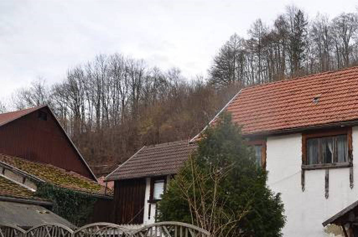 Einfamilienhaus in Talstraße 89, 98574 Schmalkalden OT Asbach