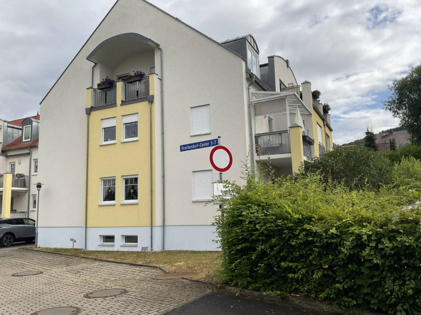 Eigentumswohnung (3 bis 4 Zimmer) in Drackendorf-Center 5, 07751 Jena