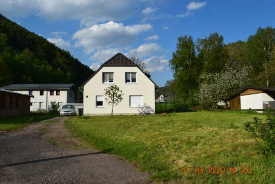 Einfamilienhaus in Zum Asbacher Sportplatz 4a, 98574 Schmalkalden OT Asbach - Bild 3